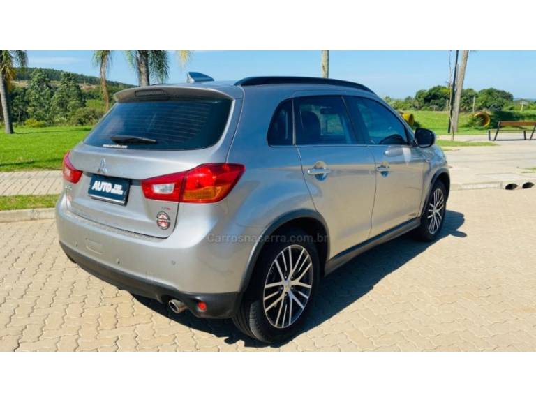 MITSUBISHI - ASX - 2017/2018 - Prata - R$ 93.888,00