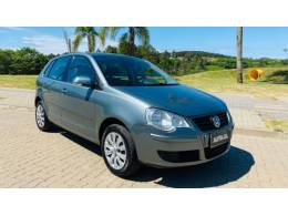 VOLKSWAGEN - POLO - 2010/2011 - Cinza - R$ 38.888,00