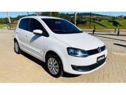 VOLKSWAGEN - FOX - 2013/2013 - Branca - R$ 43.888,00