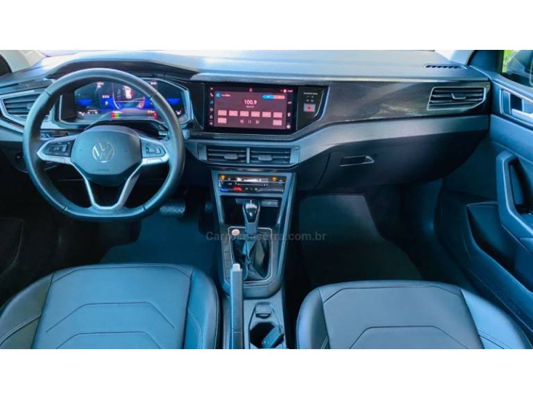 VOLKSWAGEN - VIRTUS - 2023/2024 - Cinza - R$ 114.888,00