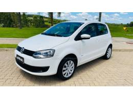 VOLKSWAGEN - FOX - 2013/2014 - Branca - R$ 41.888,00