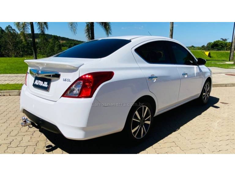 NISSAN - VERSA - 2020/2020 - Branca - R$ 69.888,00