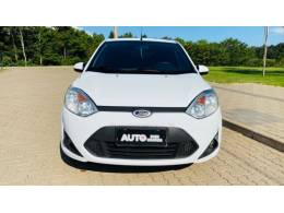 FORD - FIESTA - 2012/2013 - Branca - R$ 35.888,00