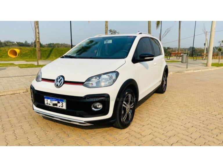 VOLKSWAGEN - UP - 2019/2020 - Branca - R$ 67.888,00