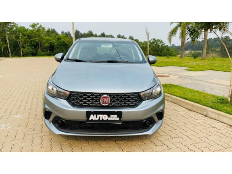 FIAT - ARGO - 2018/2018 - Cinza - R$ 57.888,00