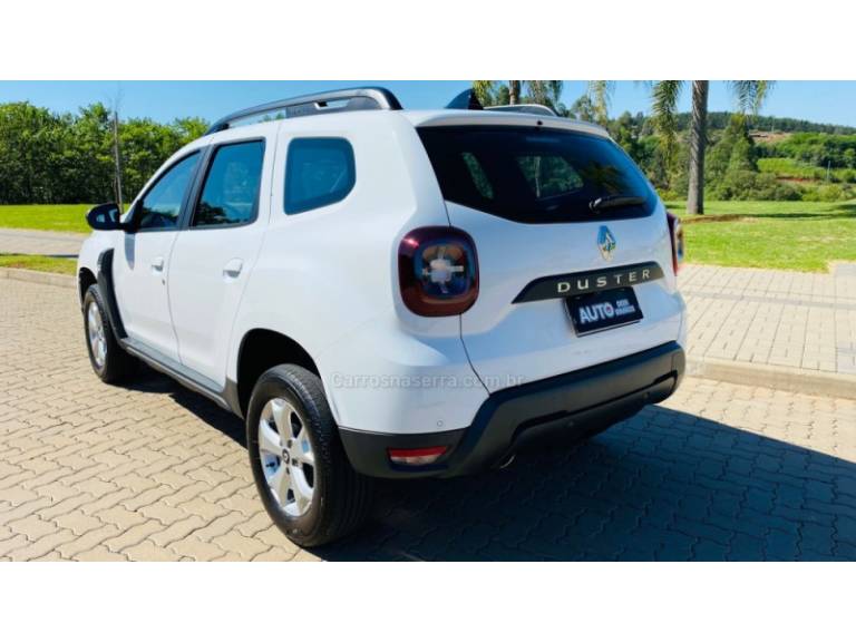 RENAULT - DUSTER - 2023/2024 - Branca - R$ 108.888,00