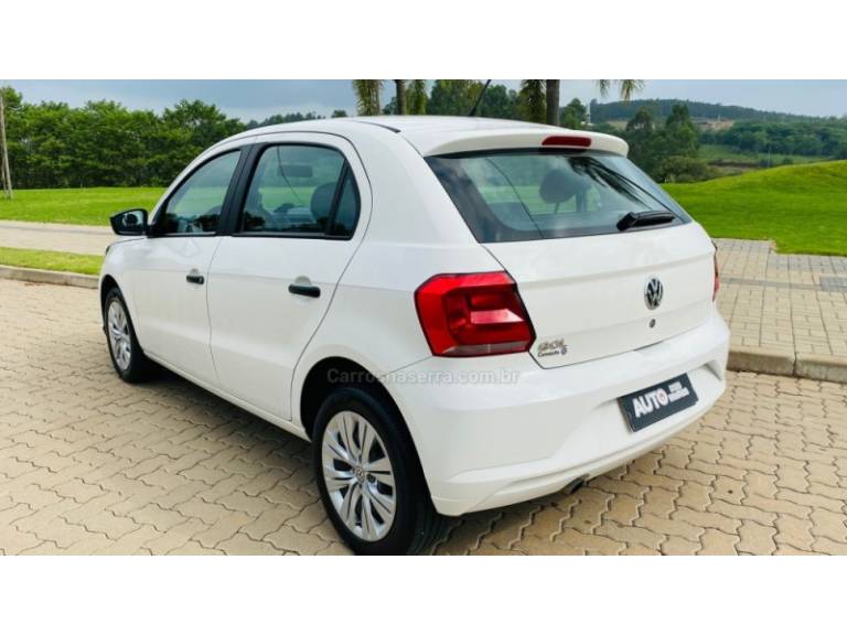 VOLKSWAGEN - GOL - 2020/2021 - Branca - R$ 57.888,00