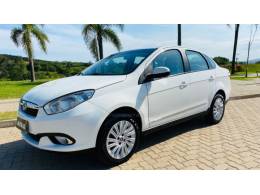 FIAT - GRAND SIENA - 2012/2013 - Branca - R$ 39.888,00