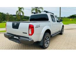 NISSAN - FRONTIER - 2006/2007 - Prata - R$ 71.888,00