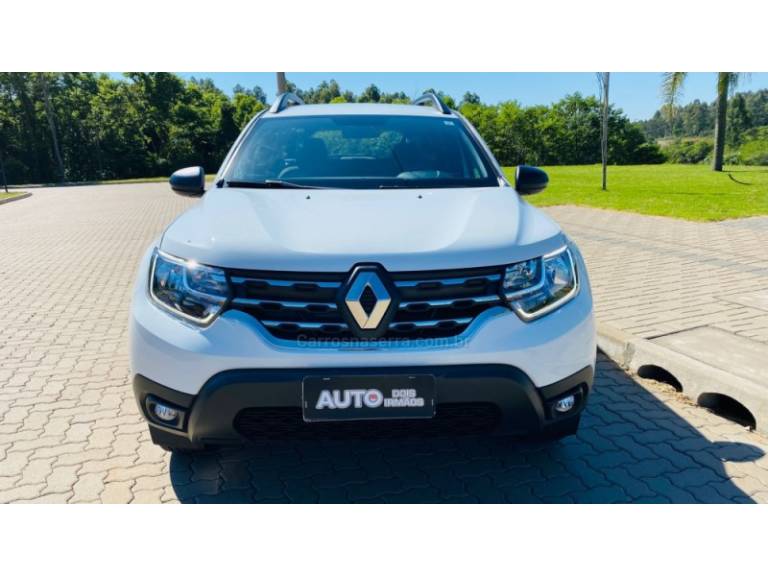 RENAULT - DUSTER - 2023/2024 - Branca - R$ 108.888,00