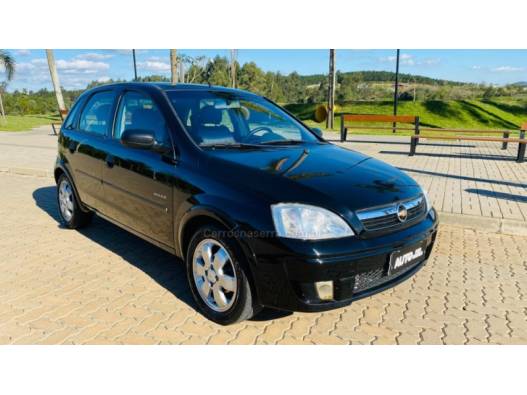 CHEVROLET - CORSA - 2009/2010 - Preta - R$ 30.888,00