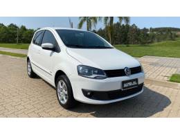 VOLKSWAGEN - FOX - 2013/2013 - Branca - R$ 44.888,00