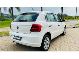 VOLKSWAGEN - GOL - 2020/2021 - Branca - R$ 57.888,00