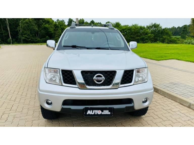 NISSAN - FRONTIER - 2006/2007 - Prata - R$ 71.888,00