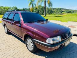 VOLKSWAGEN - QUANTUM - 1994/1995 - Vermelha - R$ 27.888,00