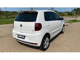 VOLKSWAGEN - FOX - 2013/2013 - Branca - R$ 44.888,00