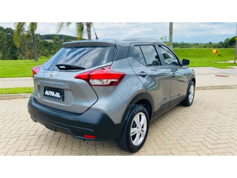 NISSAN - KICKS - 2019/2020 - Cinza - R$ 88.888,00