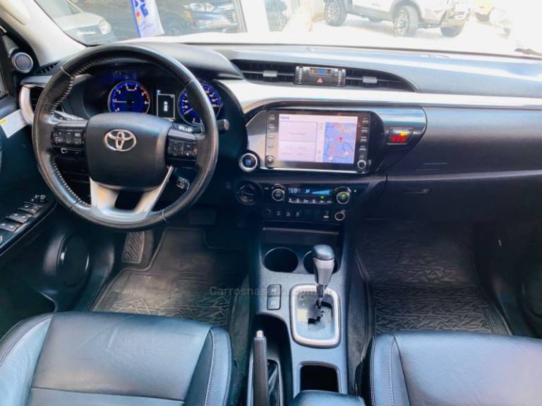 TOYOTA - HILUX - 2019/2020 - Branca - R$ 216.888,00