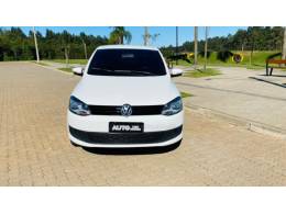 VOLKSWAGEN - FOX - 2013/2013 - Branca - R$ 43.888,00