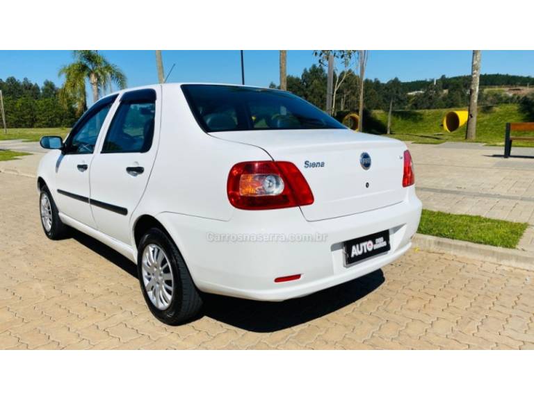 FIAT - SIENA - 2007/2008 - Branca - R$ 28.888,00