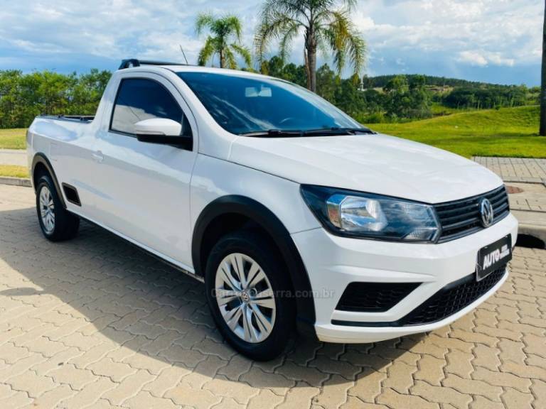 VOLKSWAGEN - SAVEIRO - 2018/2019 - Branca - R$ 63.888,00