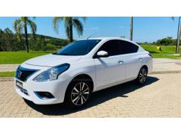 NISSAN - VERSA - 2020/2020 - Branca - R$ 69.888,00