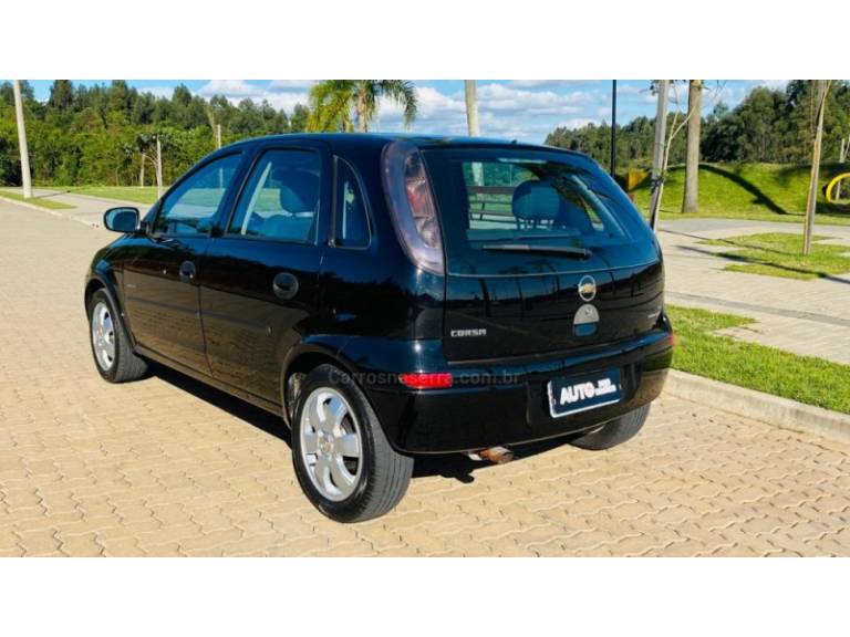 CHEVROLET - CORSA - 2009/2010 - Preta - R$ 30.888,00