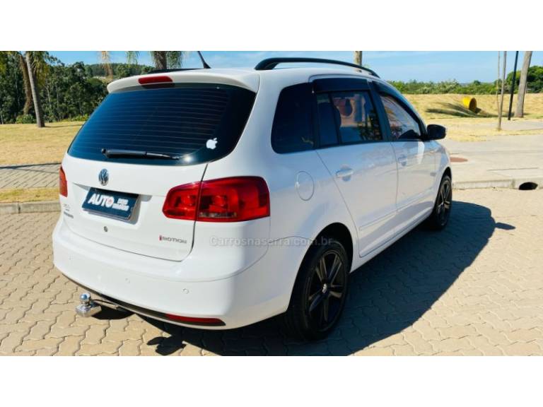 VOLKSWAGEN - SPACEFOX - 2013/2013 - Branca - R$ 41.888,00