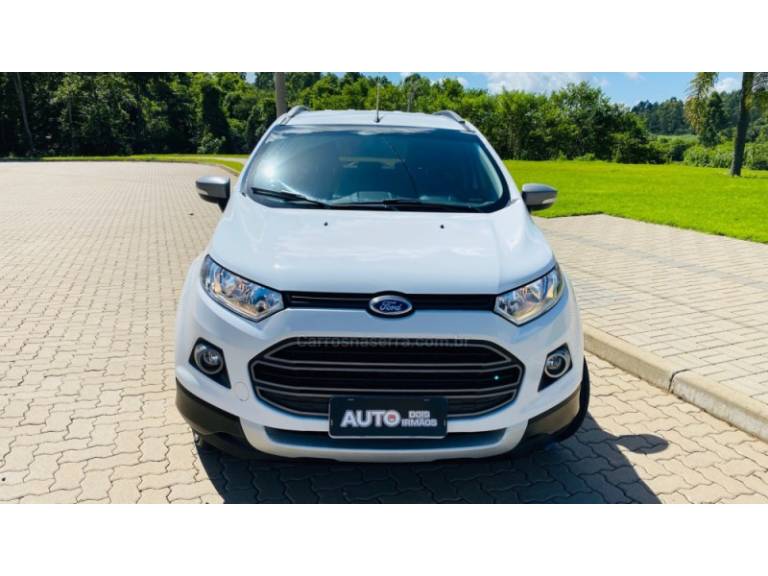 FORD - ECOSPORT - 2014/2014 - Branca - R$ 59.888,00