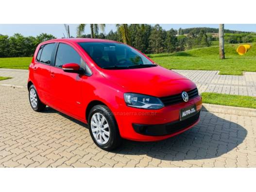 VOLKSWAGEN - FOX - 2012/2013 - Vermelha - R$ 38.888,00