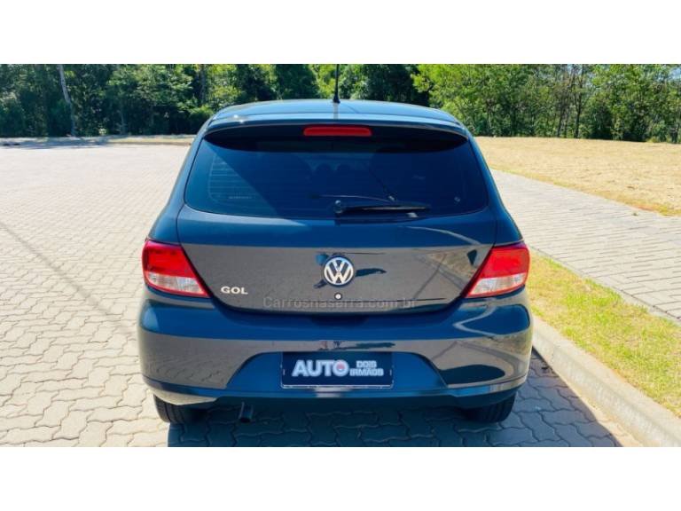 VOLKSWAGEN - GOL - 2011/2012 - Cinza - R$ 31.888,00