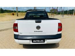 VOLKSWAGEN - SAVEIRO - 2014/2015 - Branca - R$ 49.888,00