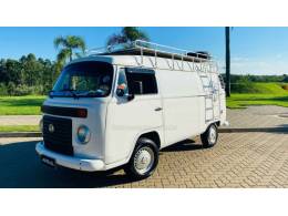 VOLKSWAGEN - KOMBI - 2013/2014 - Branca - R$ 59.888,00