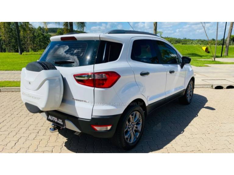 FORD - ECOSPORT - 2014/2014 - Branca - R$ 59.888,00