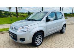 FIAT - UNO - 2011/2012 - Prata - R$ 31.888,00