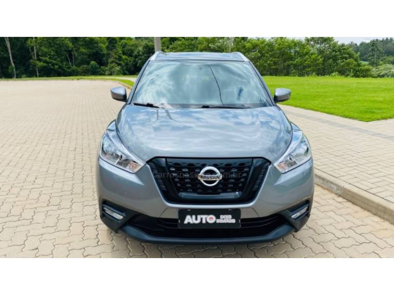 NISSAN - KICKS - 2019/2020 - Cinza - R$ 88.888,00