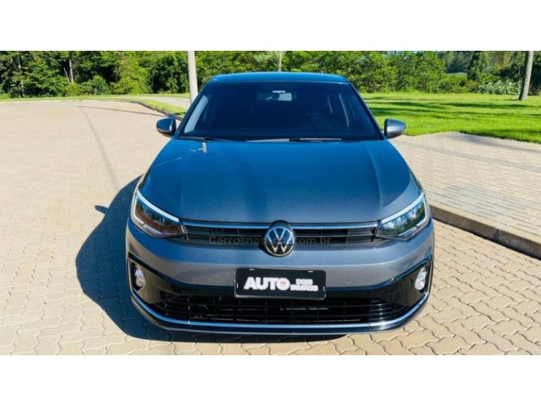 VOLKSWAGEN - VIRTUS - 2023/2024 - Cinza - R$ 114.888,00