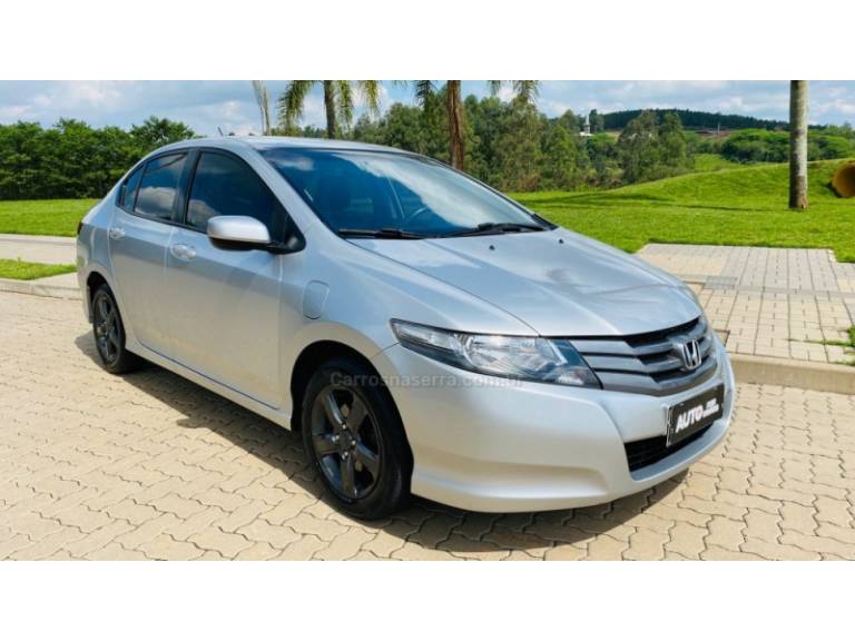 HONDA - CITY - 2010/2010 - Prata - R$ 46.888,00